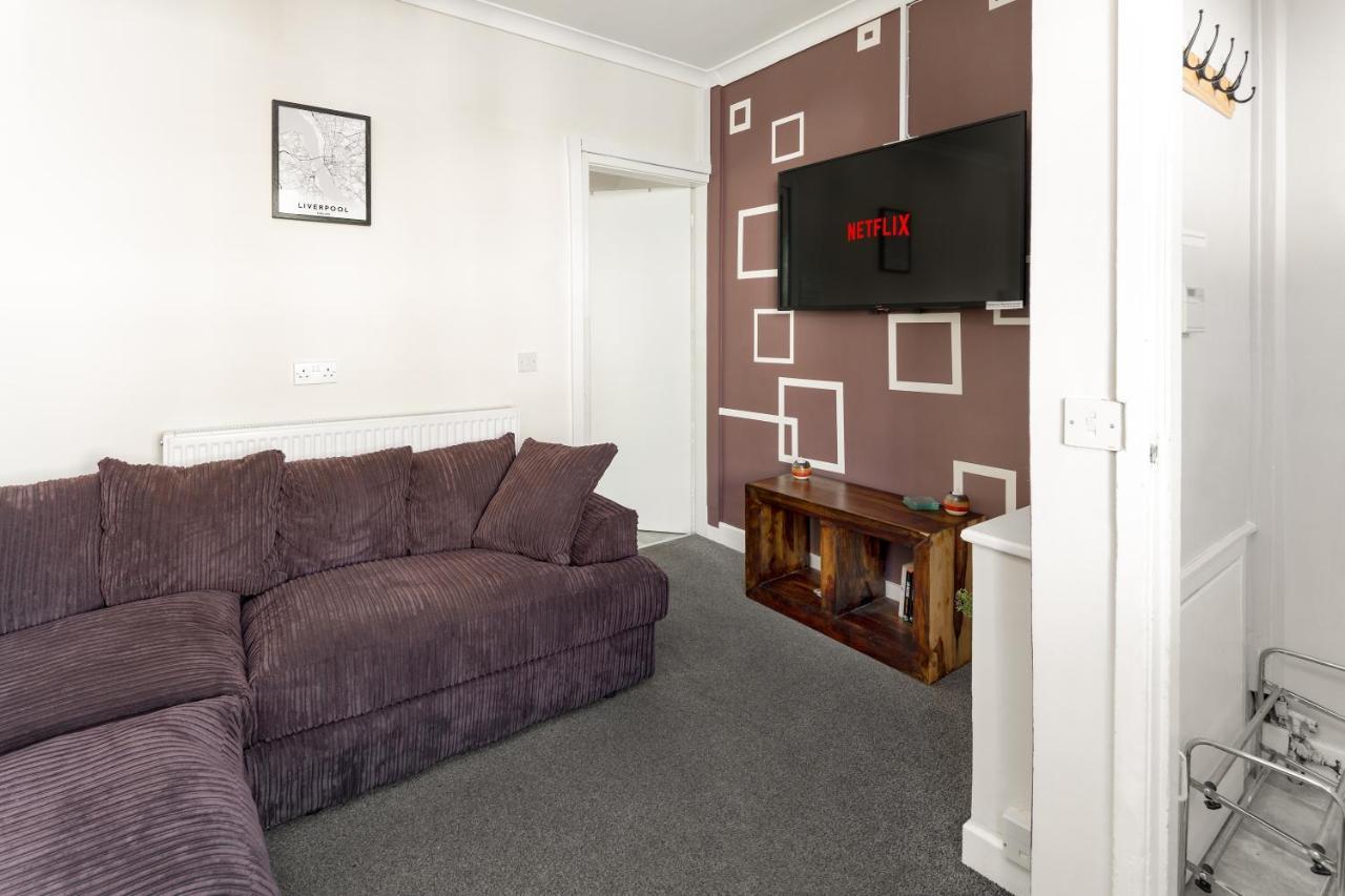 Cosy Anfield Guesthouse - Free Parking Liverpool Kültér fotó