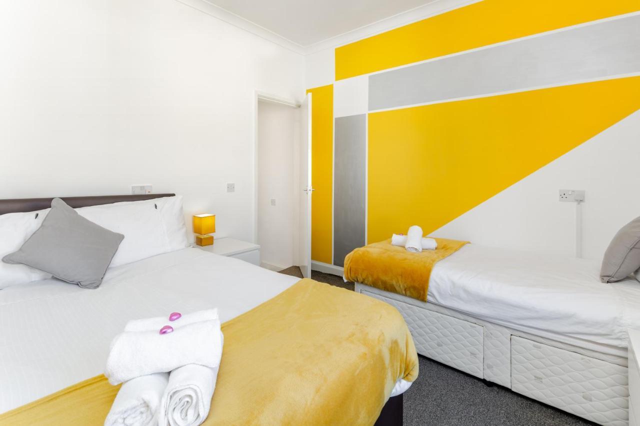 Cosy Anfield Guesthouse - Free Parking Liverpool Kültér fotó
