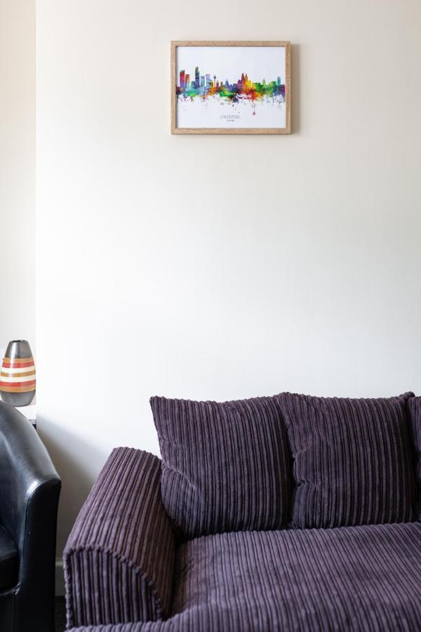 Cosy Anfield Guesthouse - Free Parking Liverpool Kültér fotó